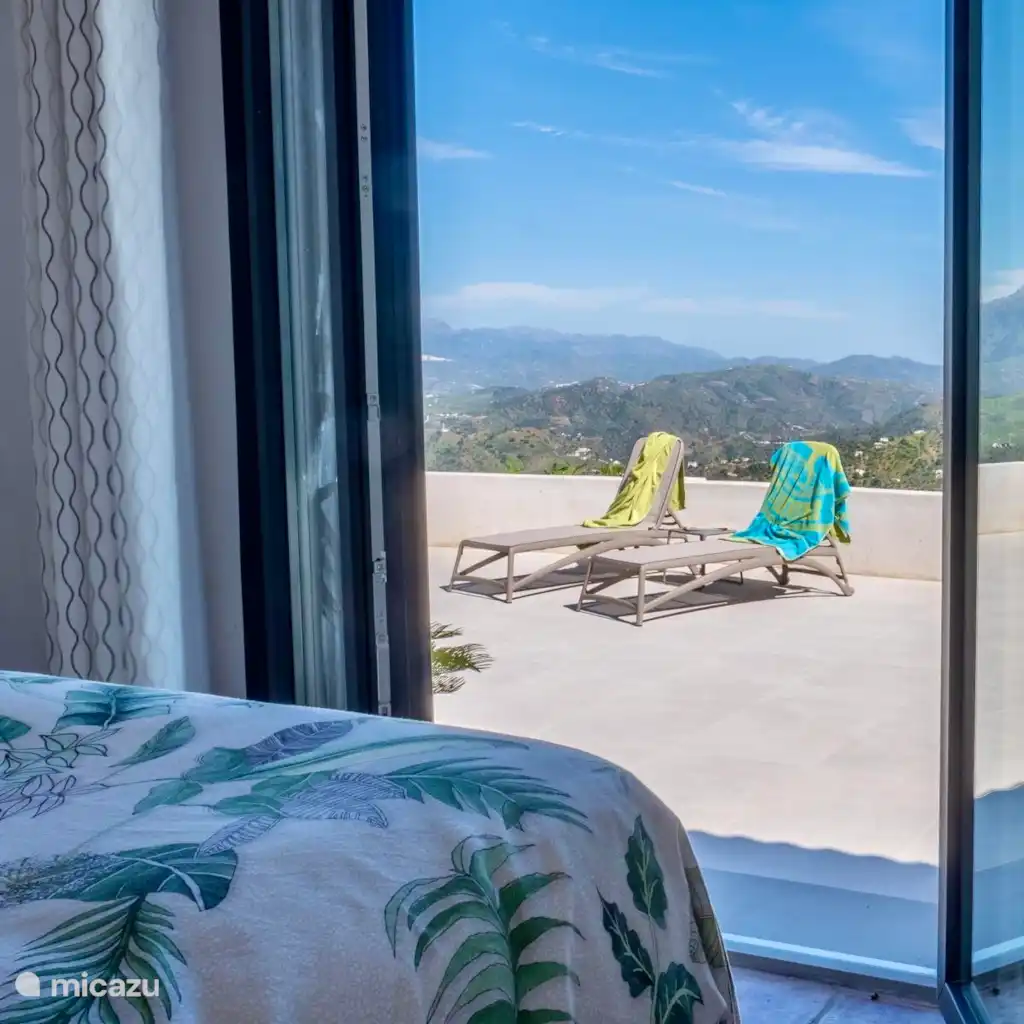 Luxe villa privézwembad & uitzicht