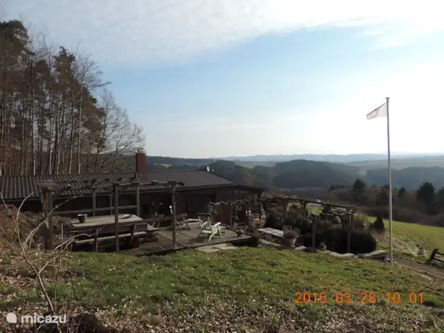 zum hirsch en Alemania, Eifel, Uedelhoven - chalet Terraza superior e inferior