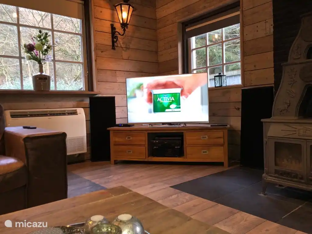 Home-Entertainment. Von DVD bis Eredivisie.