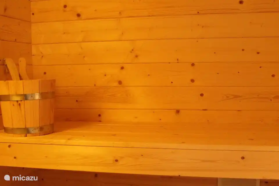 Unsere Sauna (klein aber fein)