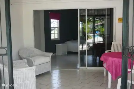Vakantiehuis Curaçao, Banda Ariba (oost), Seru Coral appartement Resort Seru Coral Porche