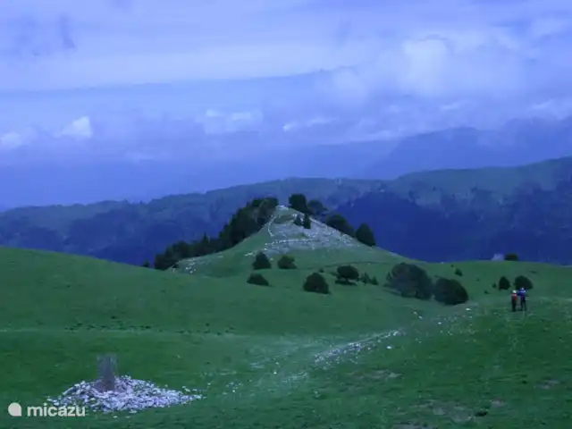 Etage Le Mas de Saint-Ferreol en Francia, Drôme, Menglon - apartamento Valle de Combeau