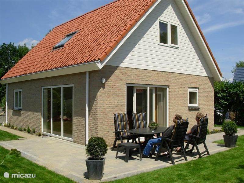 bungalow niederlande zeeland kunstlicht fahrräder mieten