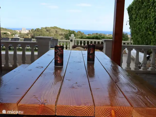 Location de Vacances Espagne, Costa Brava, Calonge, villa - VillaCostaBrava Belle vue pendant le barbecue et à la table de pique-nique