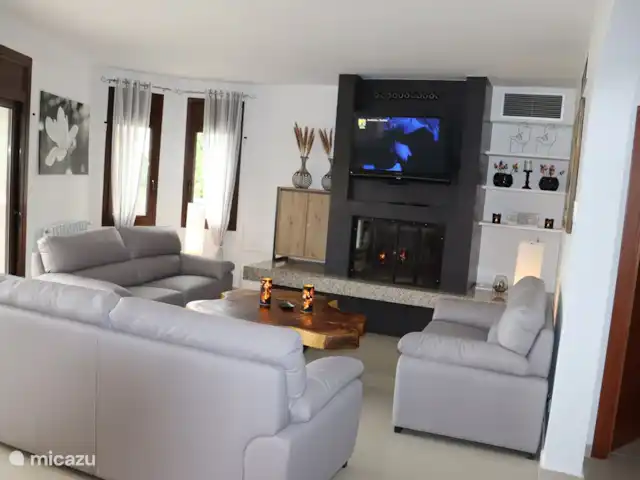 Location de Vacances Espagne, Costa Brava, Calonge, villa - VillaCostaBrava Vue d'ensemble du salon cosy