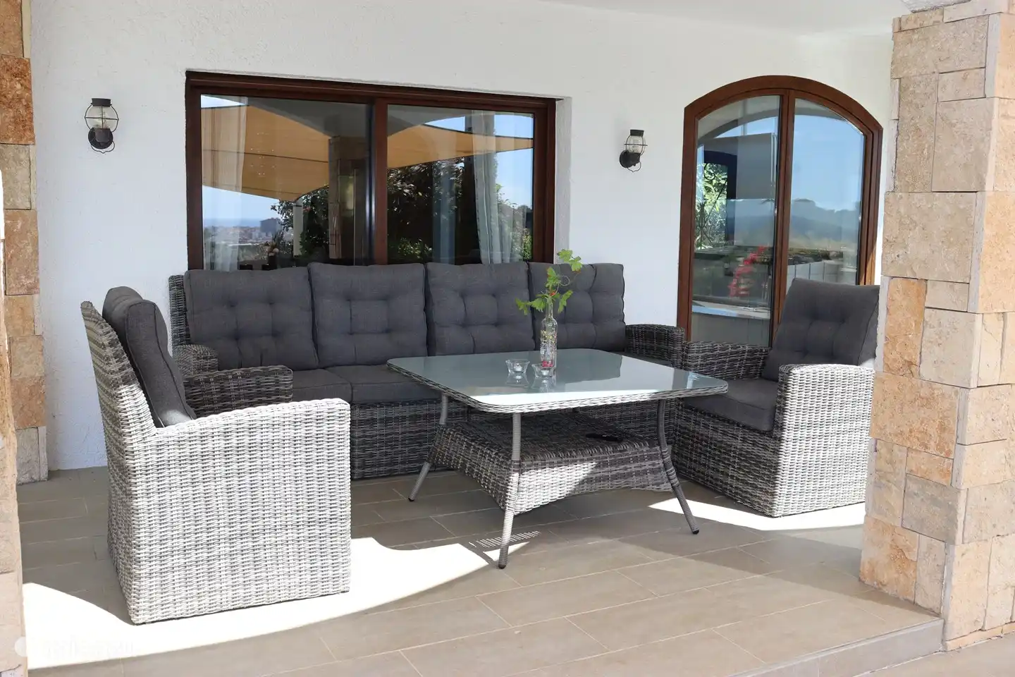 Entspannen Sie sich auf diesem fantastischen Loungesofa