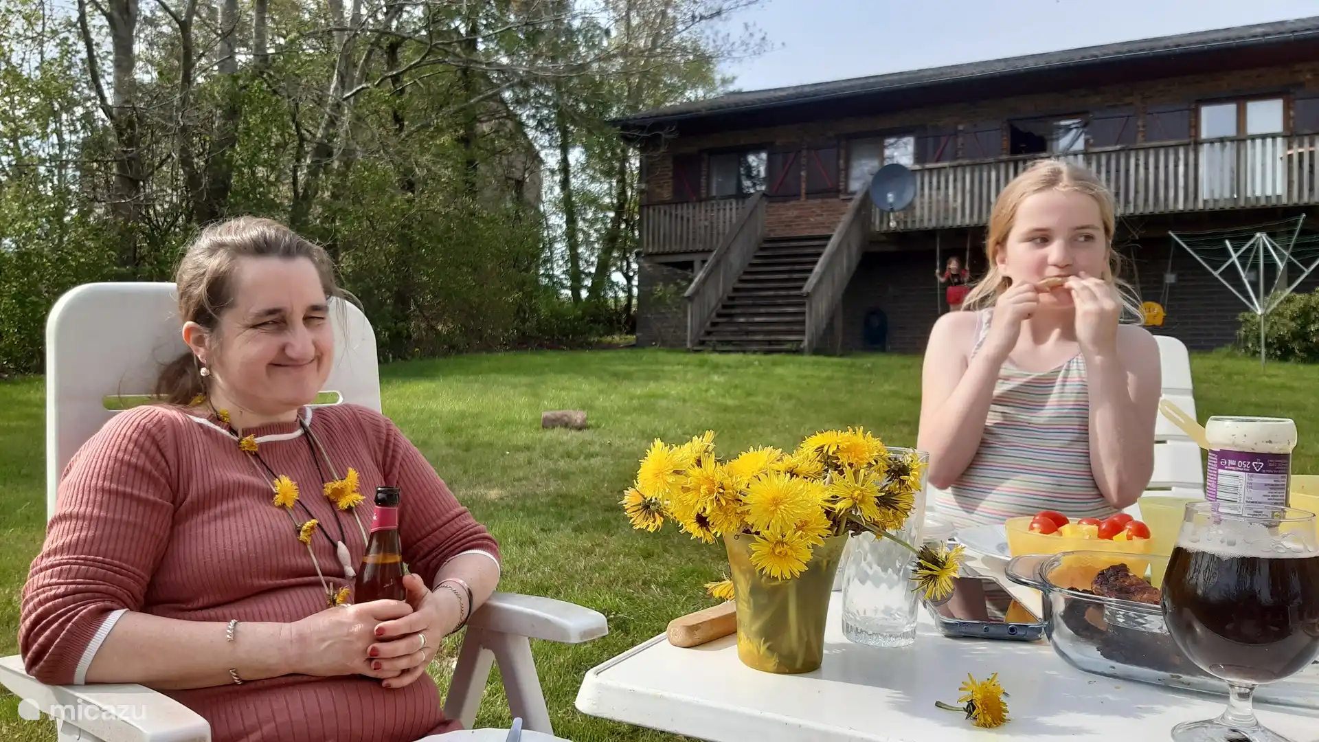 Chillen im Hinterhof