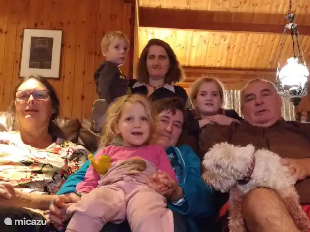 Location de Vacances Belgique, Ardennes, Halleux, chalet - Chalet Riethoven Vos hôtes et mesdames
