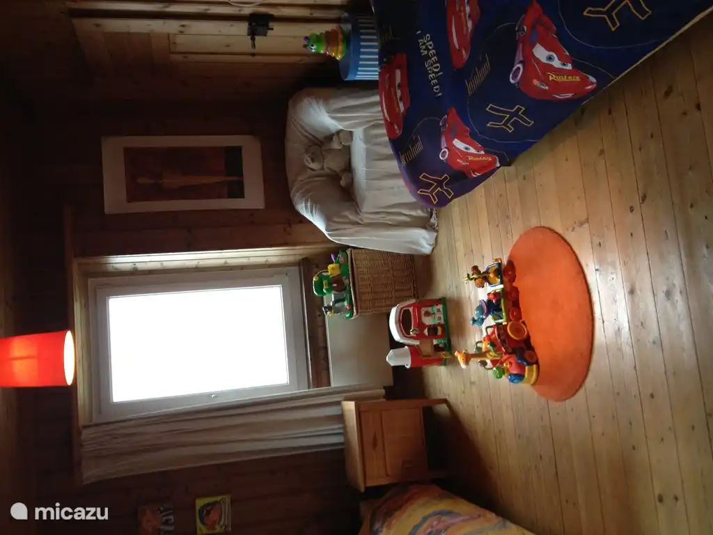 eines der Kinderzimmer.