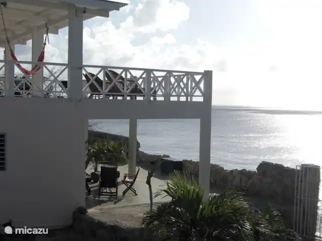 Location de Vacances Curaçao, Banda Abou (ouest), Lagun, maison de vacances - Maison Coeur de Dauphin La terrasse de la Maison Principale