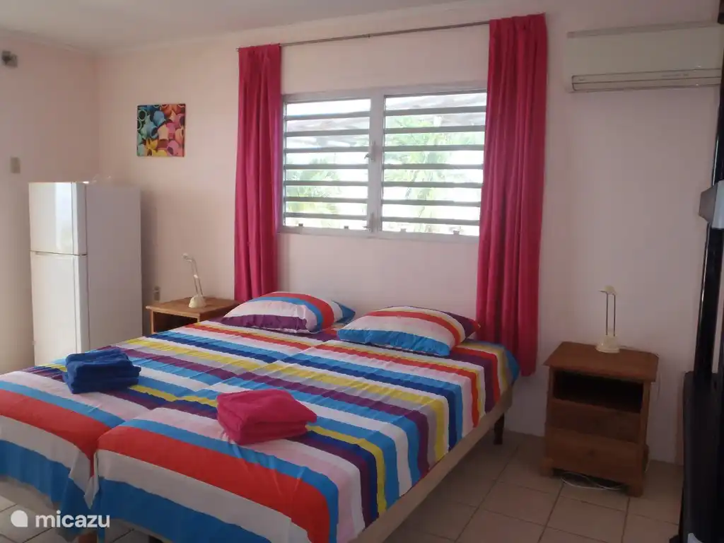 Rent Dolphin Heart House in Lagun, Banda Abou (West). Micazu