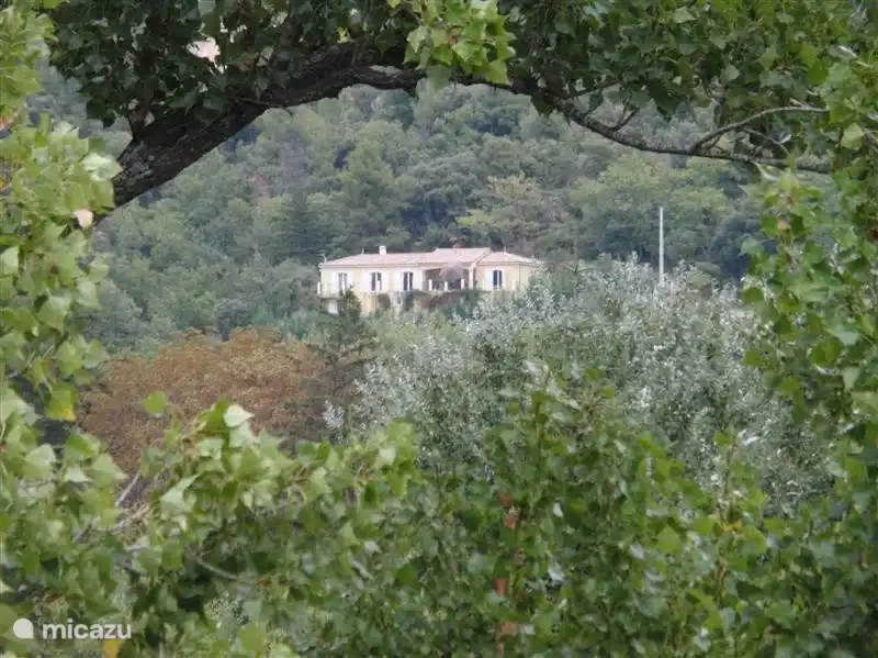vista desde el Pont Roman al entrar en el viejo Nyons