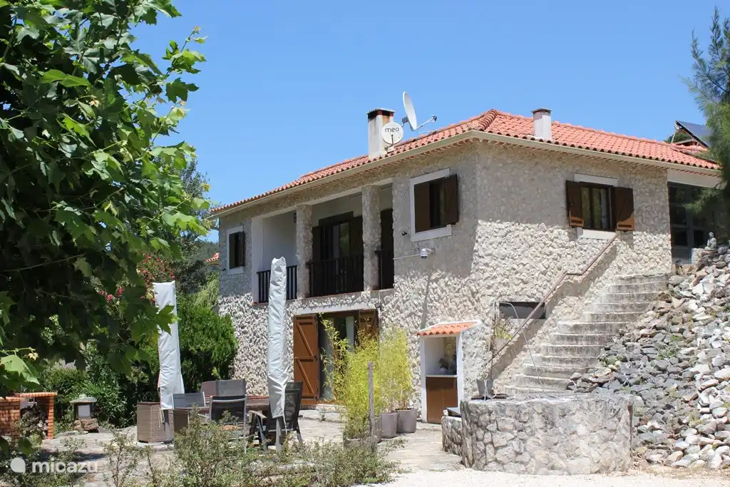 Frontview Casa de Baixo