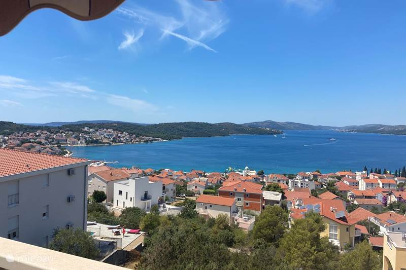 Vakantiehuis Kroatië, Dalmatië, Trogir Appartement Croatia Seaview