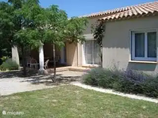 überdachte Terrasse