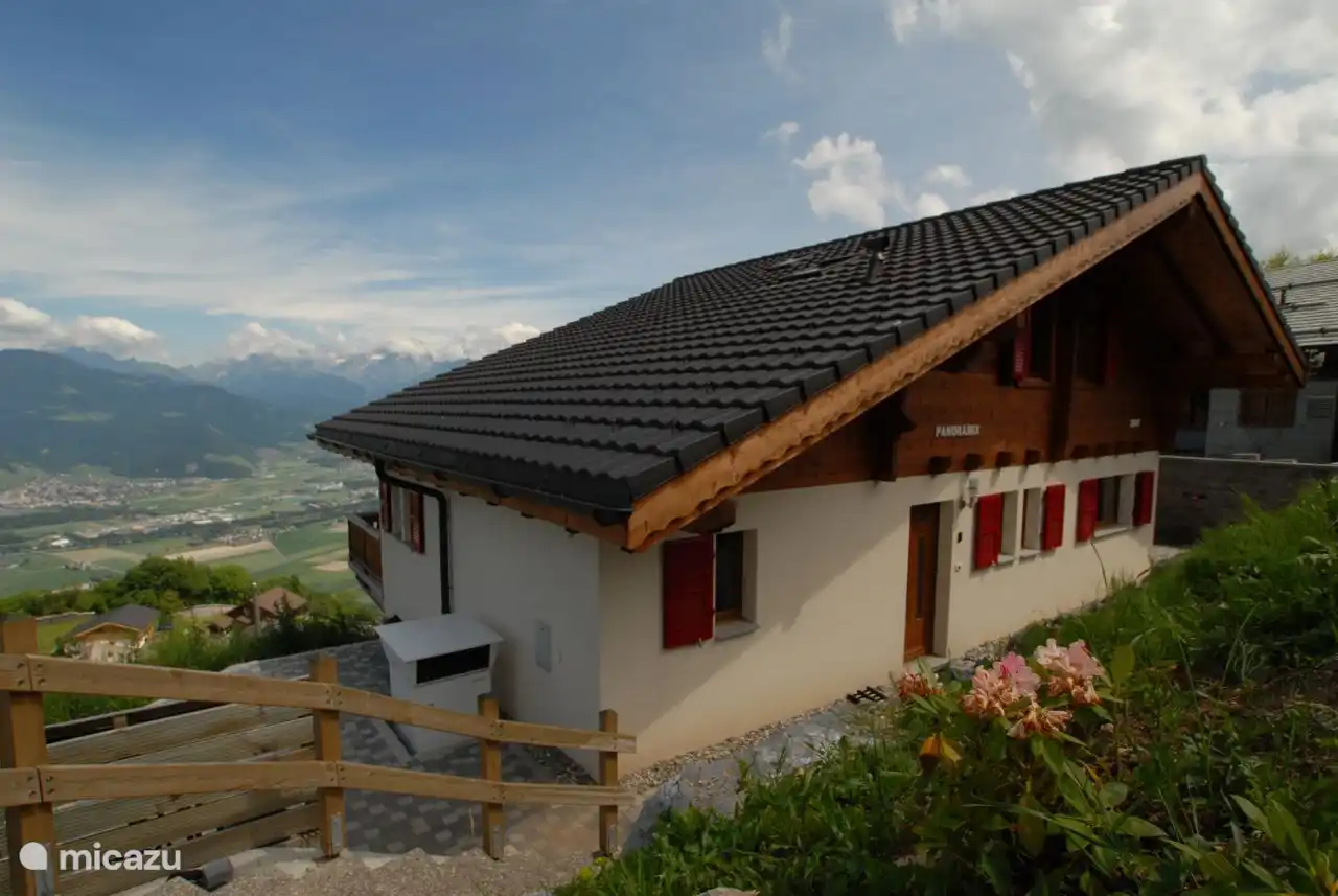 Top view with entrance