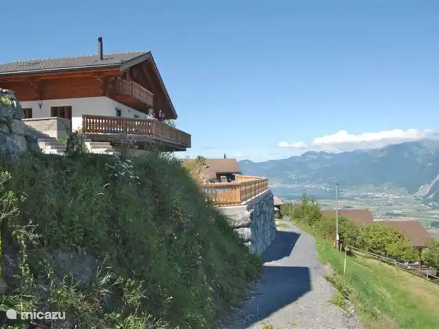 Chalet Panoramamix | Suisse, Valais, Torgon - chalet Jardin / terrasse de 25 x 6 mètres avec vue panoramique.