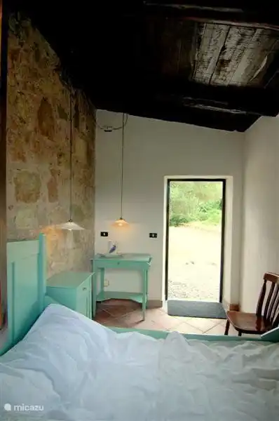 Schlafzimmer mit eigenem Eingang