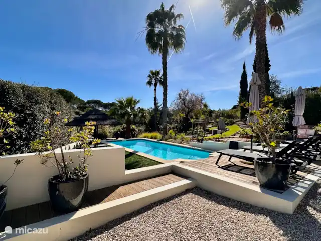 Casa Sereno Appartement Plage | Portugal, Algarve, Carvoeiro - appartement Jardin avec piscine partagée et chauffée. Avec de nombreux endroits à apprécier.