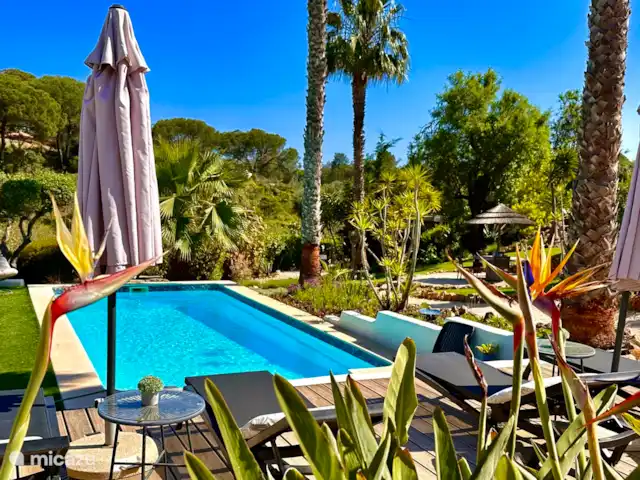 Casa Sereno Appartement Plage | Portugal, Algarve, Carvoeiro - appartement Jardin avec piscine partagée et chauffée. Avec de nombreux endroits à apprécier.