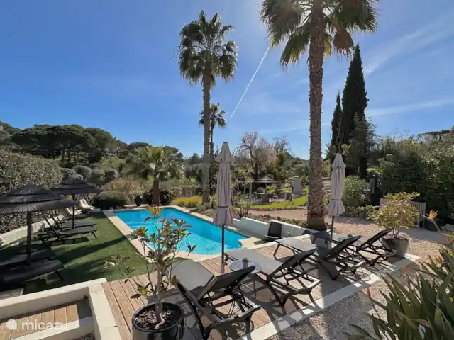 Casa Sereno Appartement Plage | Portugal, Algarve, Carvoeiro - appartement Jardin avec piscine partagée et chauffée. Avec de nombreux endroits à apprécier.