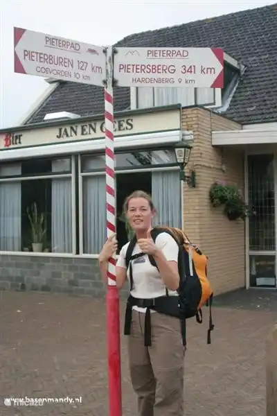 Das Pieterpad - Fernwanderweg - führt durch Gramsbergen