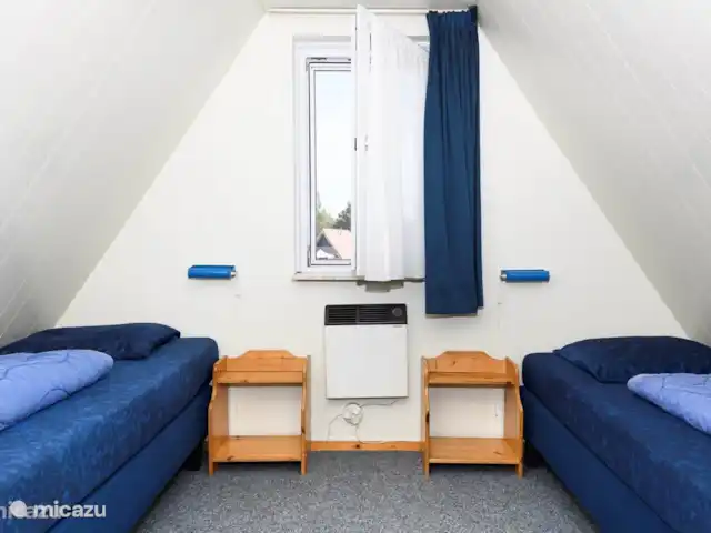 Vakantiebungalow Knus huren in Nederland, Overijssel, Gramsbergen - bungalow Nogmaals slaapkamer boven aan de voorkant van het huisje.