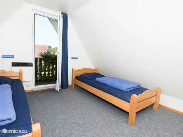 Vakantiebungalow Knus huren in Nederland, Overijssel, Gramsbergen - bungalow Aan deze slaapkamer op de verdieping is een balkon gelegen.