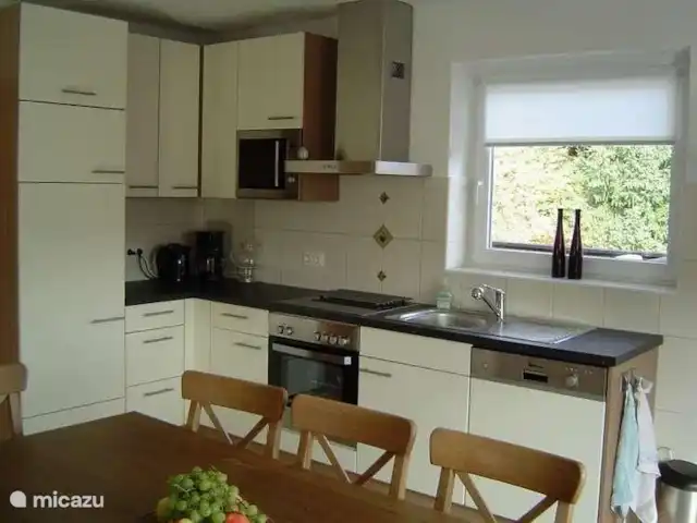 Maison Brunner | Autriche, Carinthie, Dobriach - maison de vacances la cuisine est entièrement équipée. Réfrigérateur/congélateur/micro-ondes/four/
plaque él./lave-vaisselle