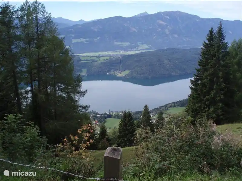 anzuzeigen Millstättersee aus der Umgebung.