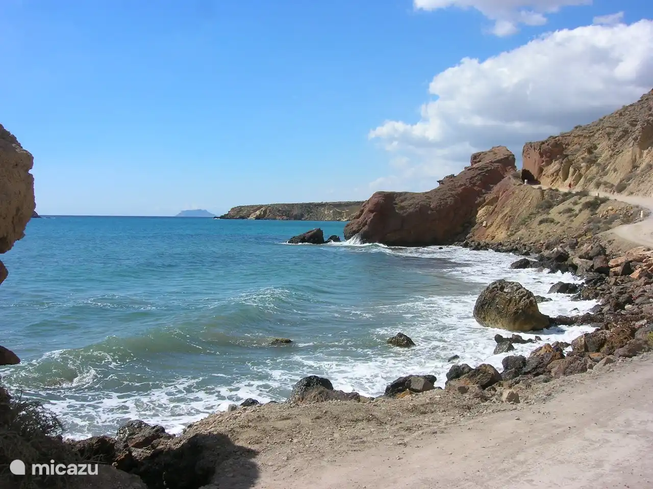 The coast beyond Bolnuevo also has countless bays and private beaches: a must!