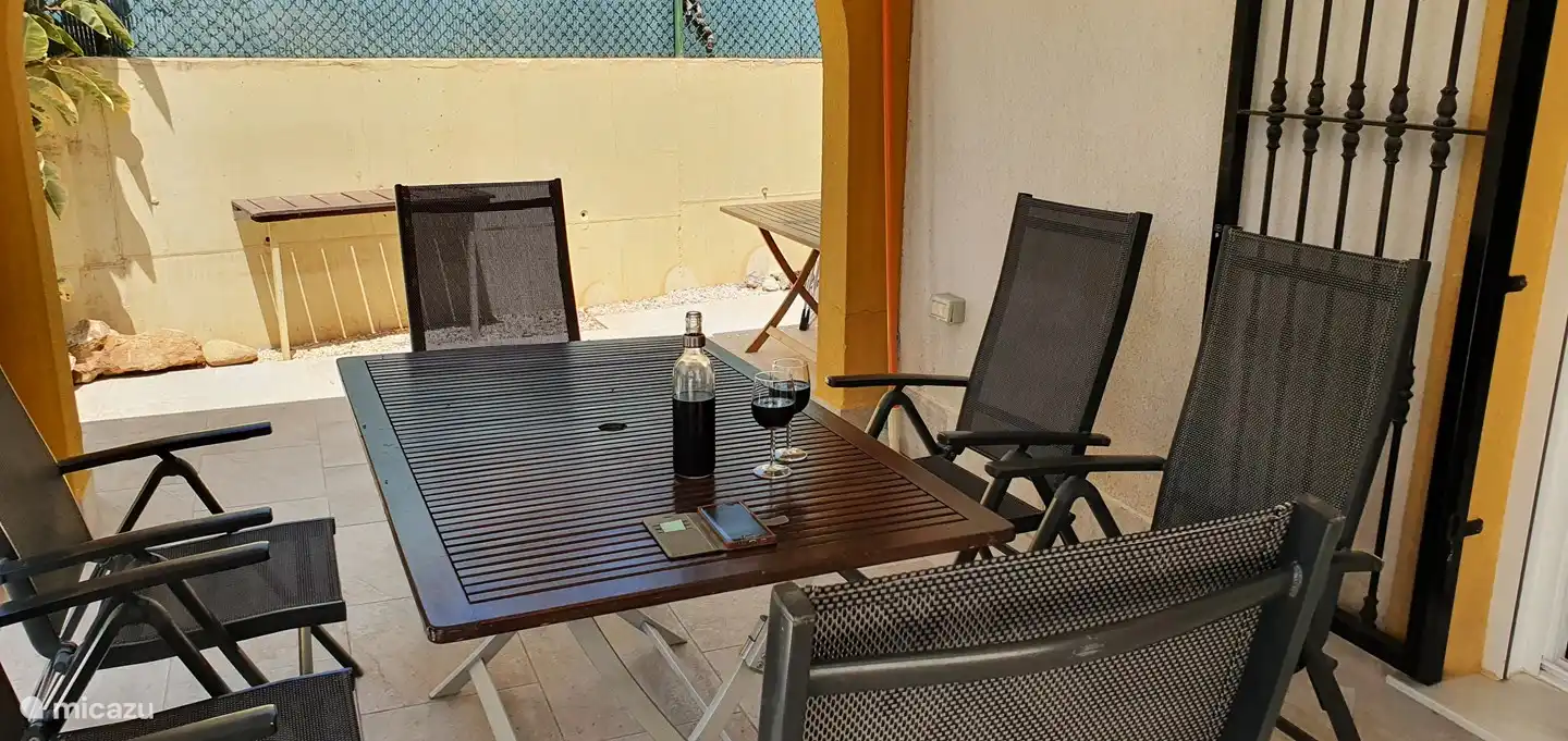 It's nice to sit here.