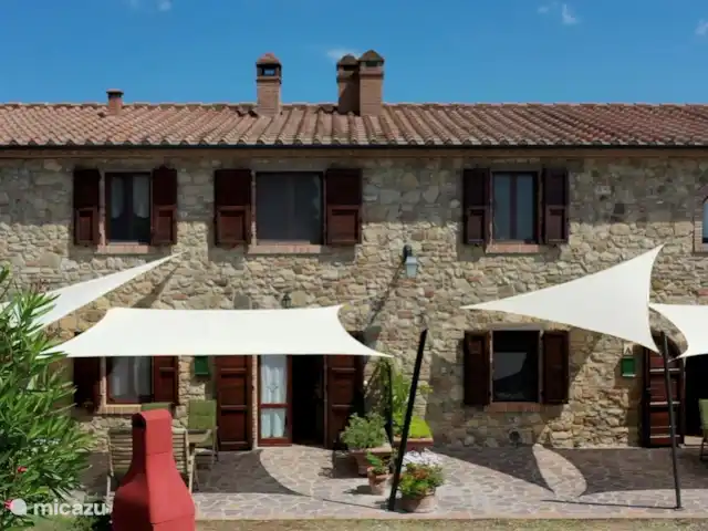 Apartamento Bosco en Italia, Toscana, Montecatini Val Di Cecina - apartamento terraza