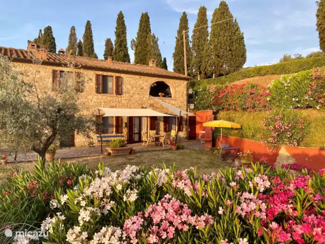 Apartamento Bosco en Italia, Toscana, Montecatini Val Di Cecina - apartamento Terraza apartamento Cervo