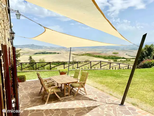 Apartamento Bosco en Italia, Toscana, Montecatini Val Di Cecina - apartamento Terraza apartamento Antico