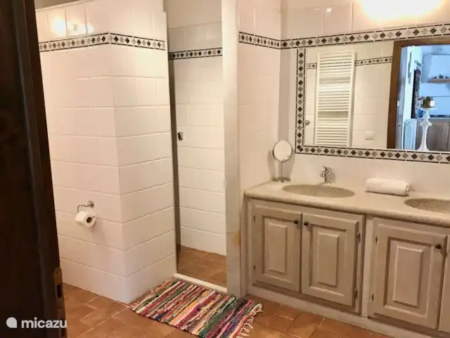 Apartamento Bosco en Italia, Toscana, Montecatini Val Di Cecina - apartamento parte del baño