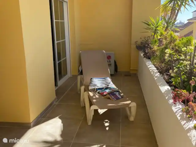 Alquiler a largo plazo, España, Costa del Sol, Estepona, apartamento Puerto Alto 2 dormitorios