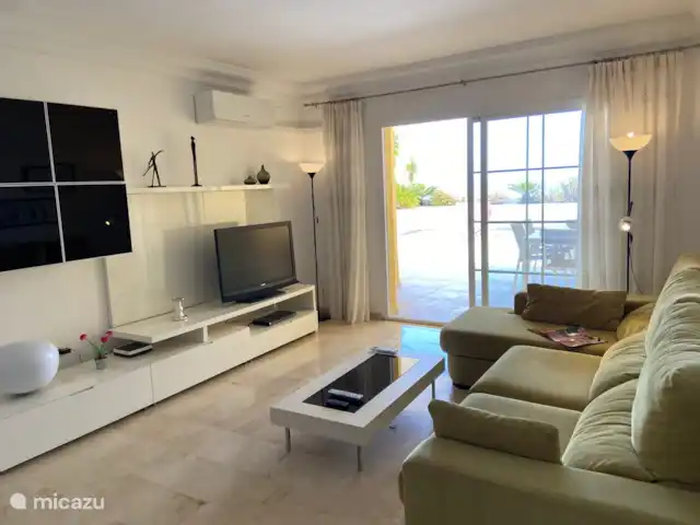 Puerto Alto 3 dormitorios en España, Costa del Sol, Estepona - apartamento Sala de estar