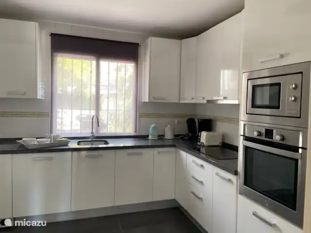 Puerto Alto 3 dormitorios en España, Costa del Sol, Estepona - apartamento cocina