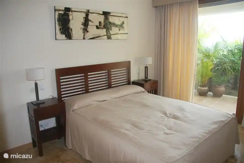 Dormitorio grande, 2 camas