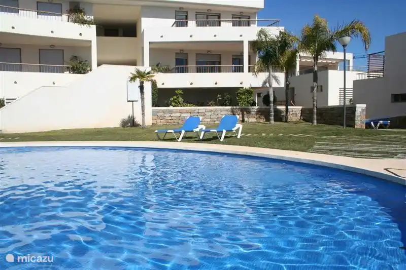 la piscina climatizada