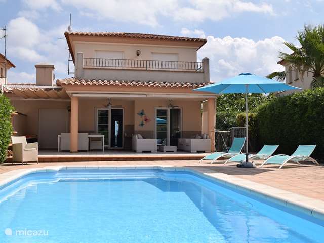 Vakantiehuis Spanje, Costa del Azahar – villa Droomhuis op golfbaan****