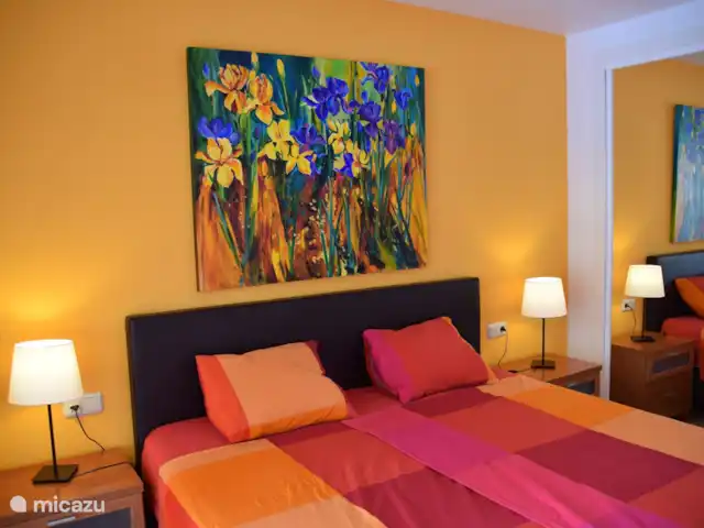 Maison de rêve sur golf**** | Espagne, Costa del Azahar, Sant Jordi - villa Chambre spacieuse au rez-de-chaussée avec sommier 180 x 200 cm