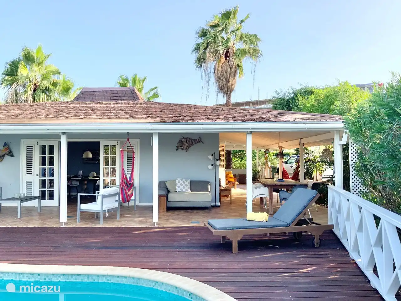 Last minute holiday house, Curaçao, Curacao-Middle, Willemstad – 'Casa Troepiaal' with private pool