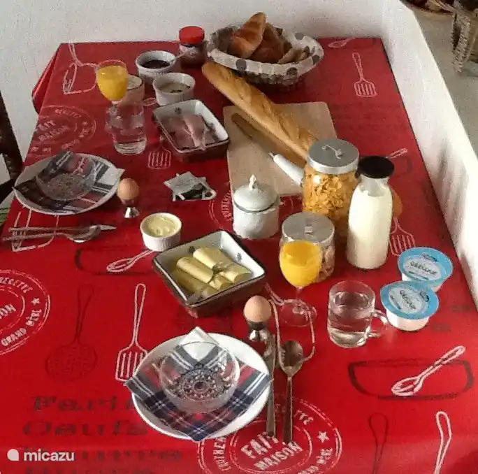 Un délicieux petit déjeuner peut être commandé