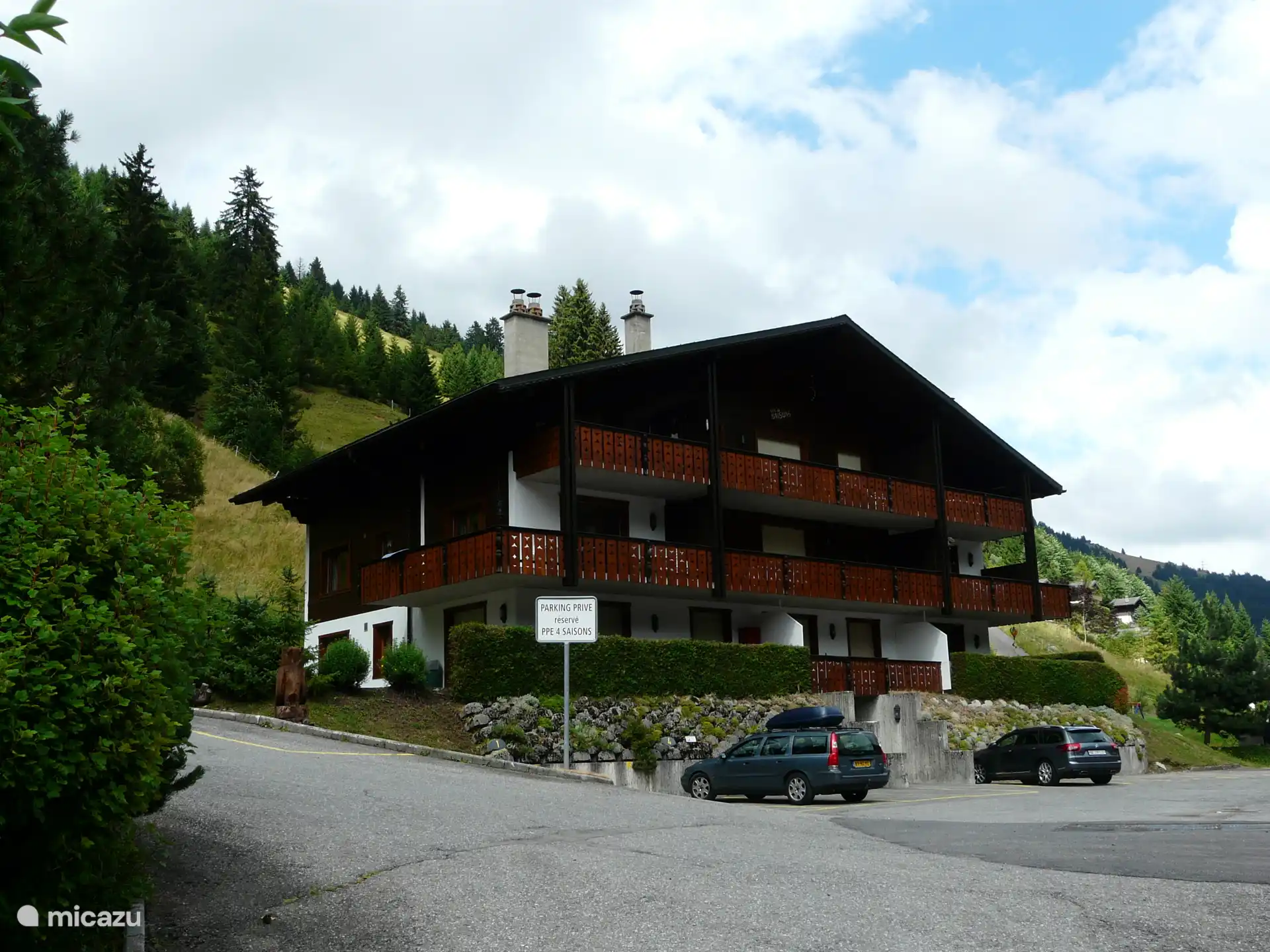 apartment in Wallis, Switzerland – Charming 3-room apartment + WIFI