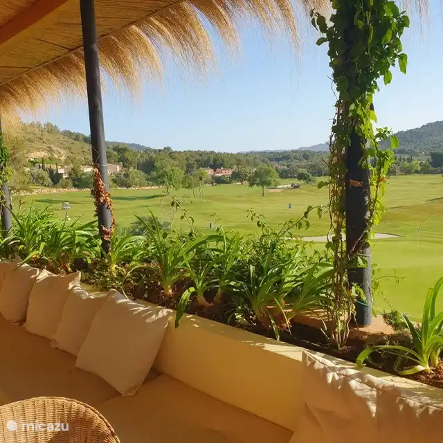 Nahegelegener Golfplatz