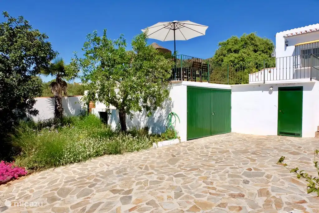 Er is ook een garage