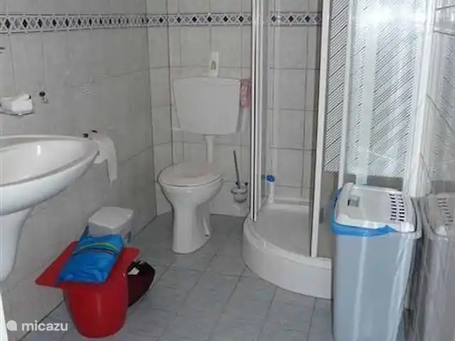 Pikmeer en Países Bajos, Frise, Grouw - bungaló Baño con calentador de toallas