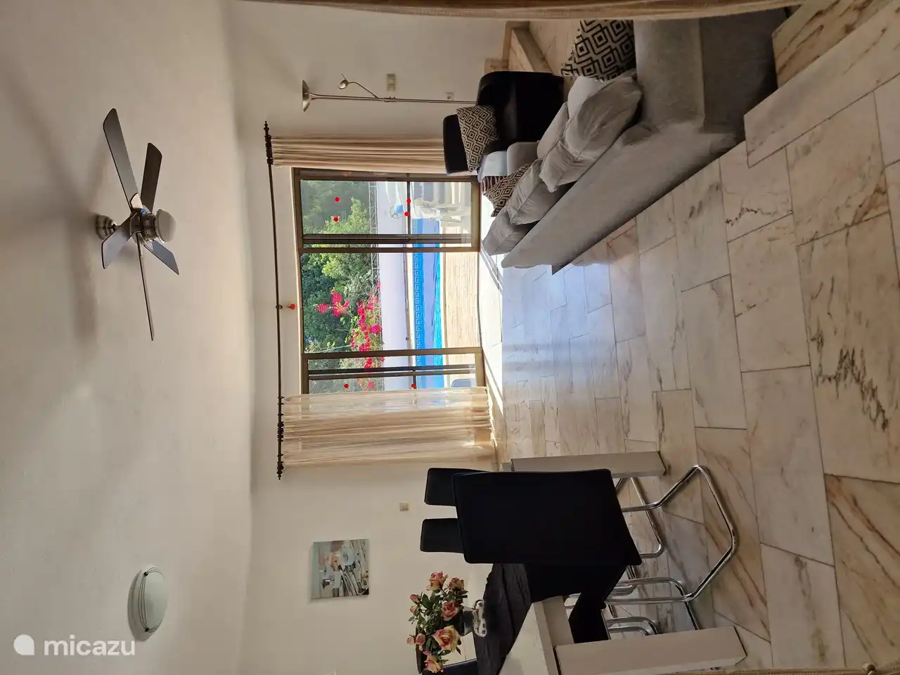 Schiebetüren des Speisebereichs zur Terrasse